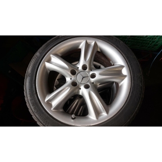 Alufelgen 7,5 und 8,5 x 17 Allwetter 225/45 245/40 original Mercedes W209 CLK