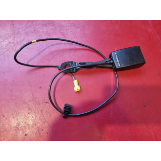 Gurtschloss Gurtpeitsche links vorn ORIGINAL Mercedes S212 W212 W463 2128601369