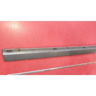 Zierleiste Seitenteil Hinten Links Oben Für Mercedes W123 - Oldtimer