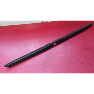 Verkleidung Ladekante Kofferraum Heckblech BMW E30 Limo Coupe Cabrio 1904968