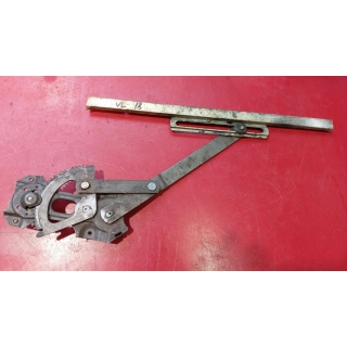 Fensterheber mechanisch vorne links Mercedes W110 W111  W114 W115 1157250902