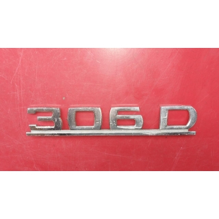 Emblem Schriftzug Firmenzeichen gesteckt Mercedes 1975 Transporter 306D