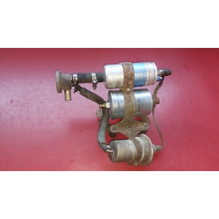 Benzinpumpe Kraftstoffpumpe Halter Mercedes W126 1979 - 1985 0020919701