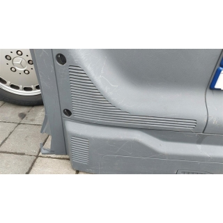 Verkleidung Kofferraum oriongrau links Mercedes Vito lang W639 6396905625 7D53