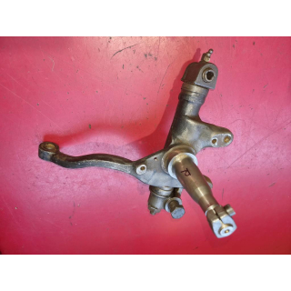 Achsschenkel vorne rechts Mercedes W108 W109 W111 W112 W113 1083300120
