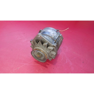Lichtmaschine Ford 12M 15M 17M 20M 26M Oldtimer 14 Volt 35A Bosch 0120400622