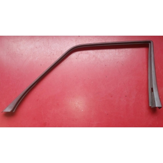 Verkleidung Türrahmen vorn rechts rot Mercedes W126 SE SEL 1267250471 3112