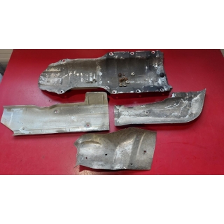 4x Hitzeblech Abschirmblech Auspuff Kat Mercedes W126 SE ab 1985 260 300