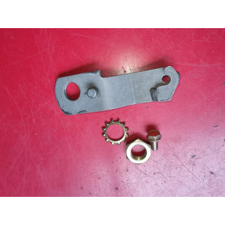 Halter Verstärkung Mittelarmlehne MAL vorn Mercedes W123 W126 1269700462