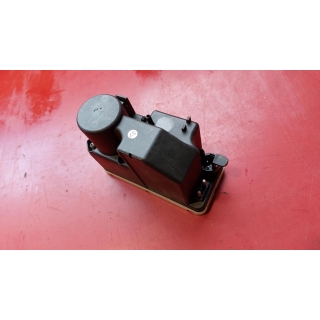 Unterdruckpumpe Vakuumpumpe ZV Mercedes W126 W124 W201 R107 1248000648