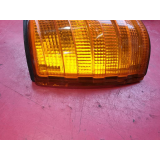 Blinker links ORIGINAL BOSCH Mercedes W126 SE SEL 0008209021