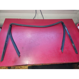 Dichtungsgummi Abdichtrahmen Windschutzscheibe Mercedes R170 SLK 1707200078