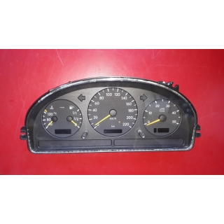 Kombiinstrument Tacho Uhr Drehzahlmesser Mercedes W163 ML 270 CDI 1635403011