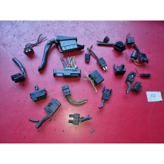 20 Stecker Steckhülse Gehäuse Rundsteckhülse Mercedes Porsche W126 R107 R129 52