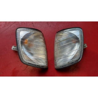 Blinker links rechts ORIGINAL Mercedes Hella weiss 1248260943 1248261043