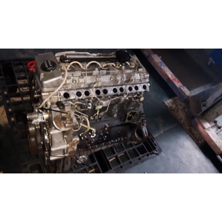 Motor 605960 5-Zylinder Mercedes W202 W210 250 Turbodiesel M605