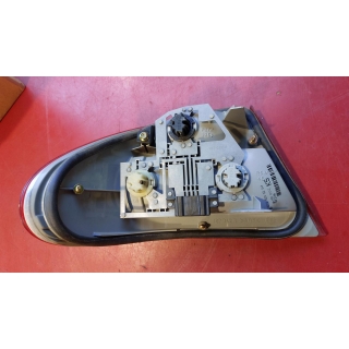 Rücklicht Rückleuchte Heckleuchte NEU rechts original Mercedes W210 2108204464